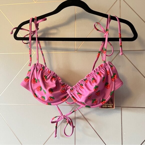 NWT Strawberry Milk Mob Fragola Bikini Top XXL Bottoms L - Picture 3 of 14